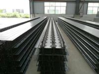 湖北铝镁锰最大最专业的生产厂家，厚度0.7-1.2mm,3003,3105，3004等，版型齐全